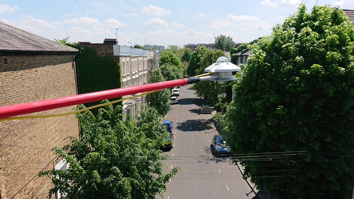 AgneseSalvati's tweet image. Wonderful measurement day for the #UrbanAlbedo project! Collecting new data to understand the impact of #builtform and materials on radiation exchanges and #urbanclimate @MarialenaNikol @Bruneluni @KentArch