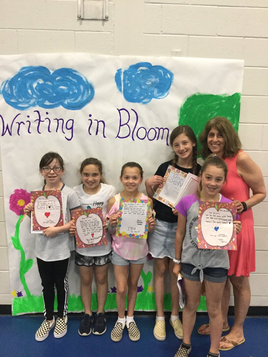 So much fun at our Celebration of Writing Day!!! ⁦<a href="/CBKutzElem/">Paul W. Kutz Elem</a>⁩ ⁦⁦<a href="/CCorcoran_CB/">Christie Corcoran</a>⁩ ⁦<a href="/SCunninghamCB/">Stacy Cunningham</a>⁩ #writinginbloom