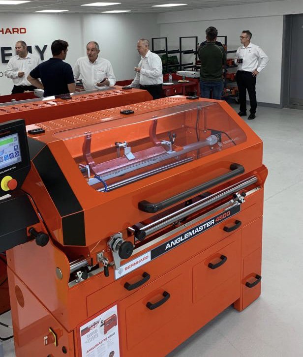 BernhardCompany's tweet image. Thank you to everyone who came to visit us at our Open Day... Great day for discussing new machines, service and education  #keepingsharp #sharpeningsolutions  #turfhealthsolutions #educationsolutions