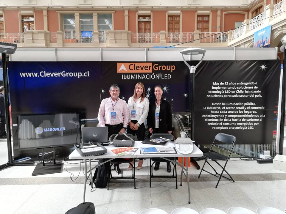 CleverGroupcl's tweet photo. Buen día #FelizJueves hoy compartimos este #TBT del mes de marzo.

@CleverGroup presente en el Congreso Latinoamericano de autoridades locales! #FLACMA. Dando a conocer la importancia de la Tecnología LED en el área de la Iluminación Pública para vías y espacios de esparcimiento. https://t.co/0EtXzUmqK3