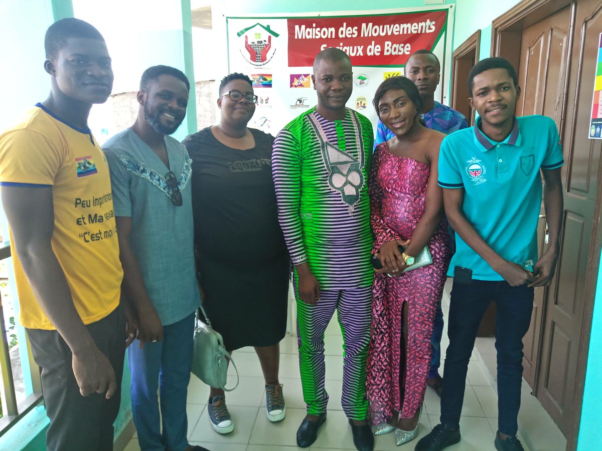 HirondelleBenin's tweet photo. Contre d'échanges et de prise de contact avec l'équipe de Initiative Sankofa l'Afrique de l'ouest (ISDAO) ce Jeudi 23 Mai 2019.
Vive le partenariat ISDAO Hirondelle @Harry_van_Dijk @ambafrancebenin @USEmbassyBenin @UEauBenin @AllemagneDiplo @Canada @ISDAOSankofa @LgbtqiFranco https://t.co/oDgXDzuYuI