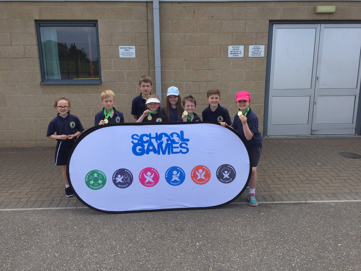 TCATSports's tweet photo. Well played by all at from @BCPSchool in the Year 3/4 tennis this afternoon. Year 3 placed 5th and Year 4 8th in the overall standings. Four players were awarded medals for Spirit of the Games also https://t.co/btU1T2lb5s