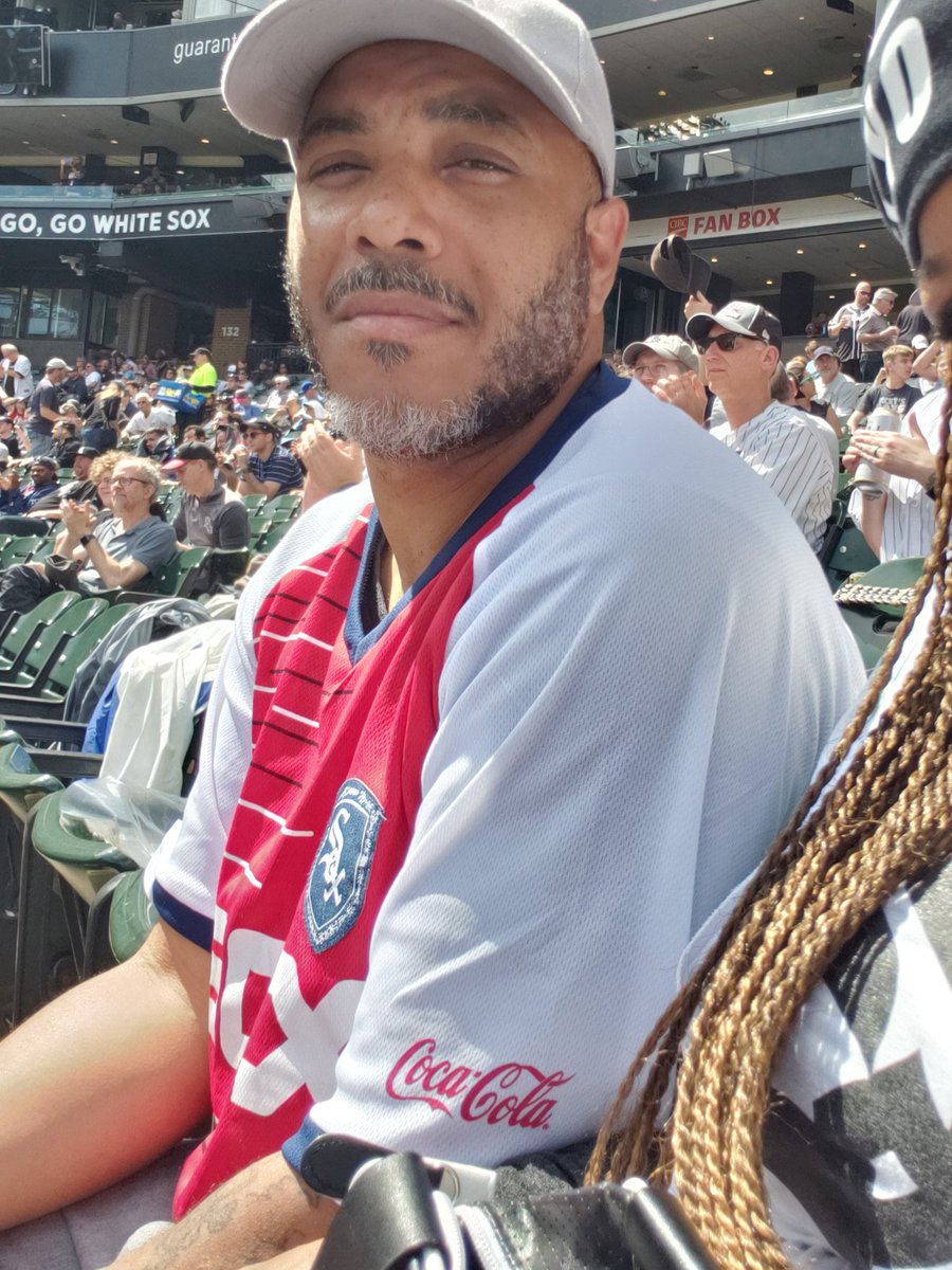 I woke up feeling like a CHAMP 💪 GM to <a href="/whitesox/">Chicago White Sox</a> Fans &amp; #WhiteSox fans ONLY 😘🤟⚾️ 
GO FL <a href="/TimAnderson7/">Seven</a> <a href="/JamesMcCann34/">James McCann</a> <a href="/LGio27/">Lucas Giolito</a> <a href="/CarlosSan29/">Yolmer Sanchez</a> <a href="/leurygarcia1/">leury garcia</a> <a href="/ymoncada19/">y</a> @Nicky_Delmonico @ManofSteal_15 @Danielbpalka @Tilson4 #JOSEABREU <a href="/YonderalonsoU/">Yonder Alonso</a> &amp; <a href="/TheRealSoxChic/">#SOXCHIC50</a> #SOXCHIC