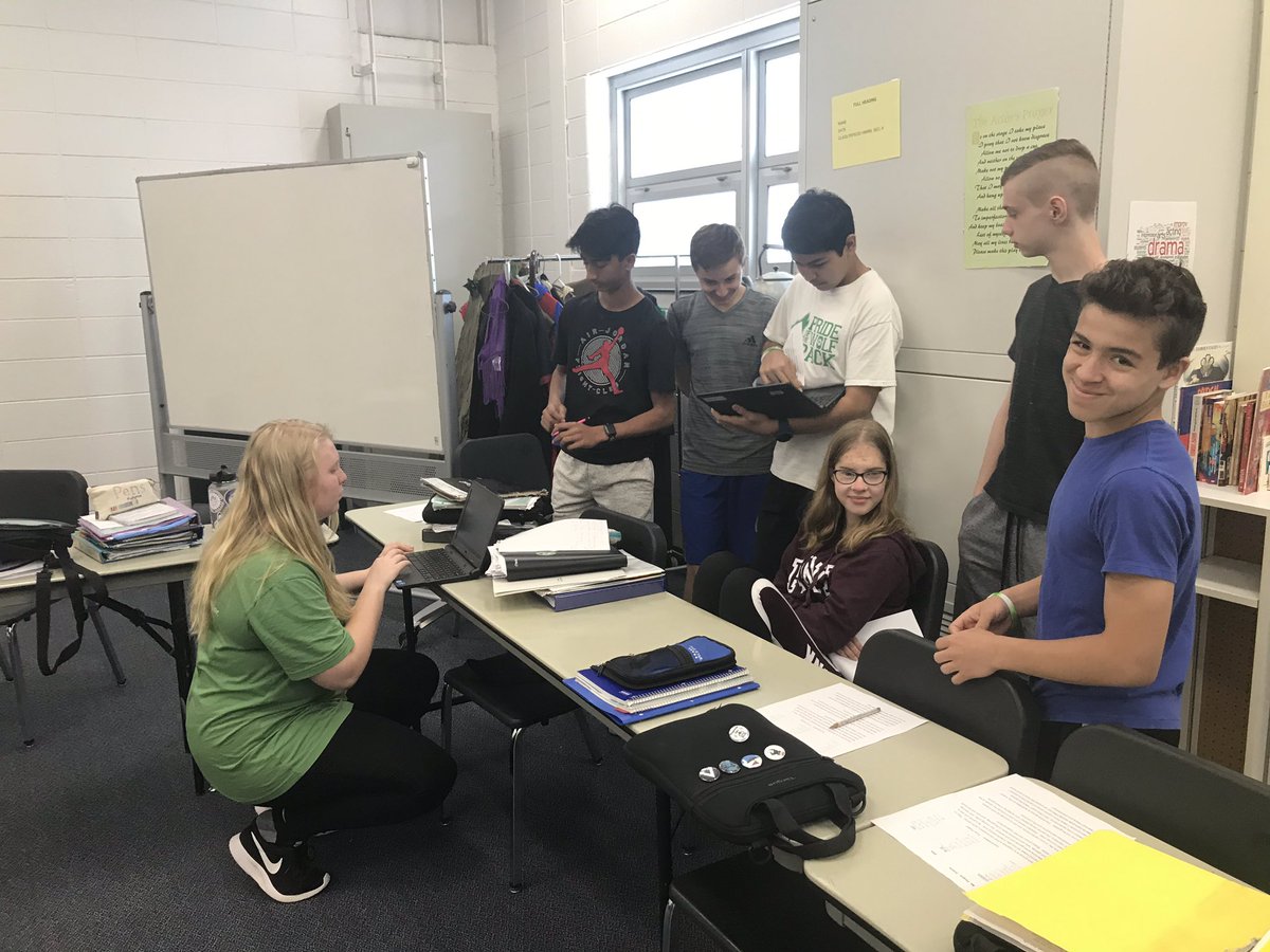 FergusDrama's tweet photo. 8th Graders prepare for their group Improv Shows! https://t.co/DoisFx7Bkp