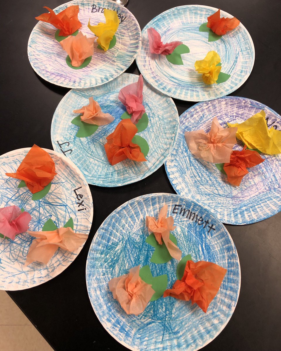 NDESARTROOM's tweet photo. Beautiful #waterlily ponds were created today @NorthDearborn by our #modifiedart students! #art #artsmart https://t.co/fGllUMJXzC