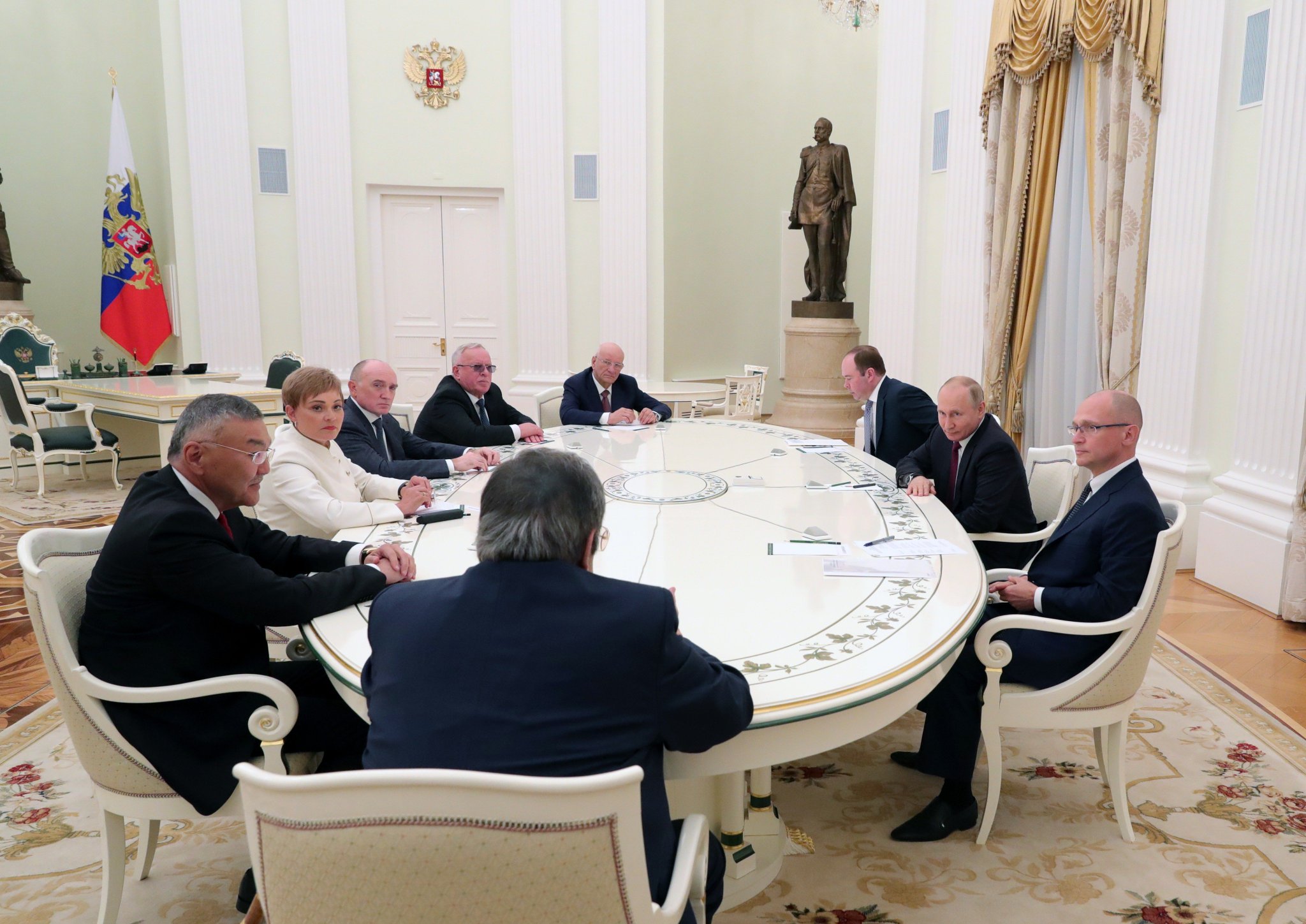 Президент России on Twitter: "Президент провёл встречу с ушедшими в ...