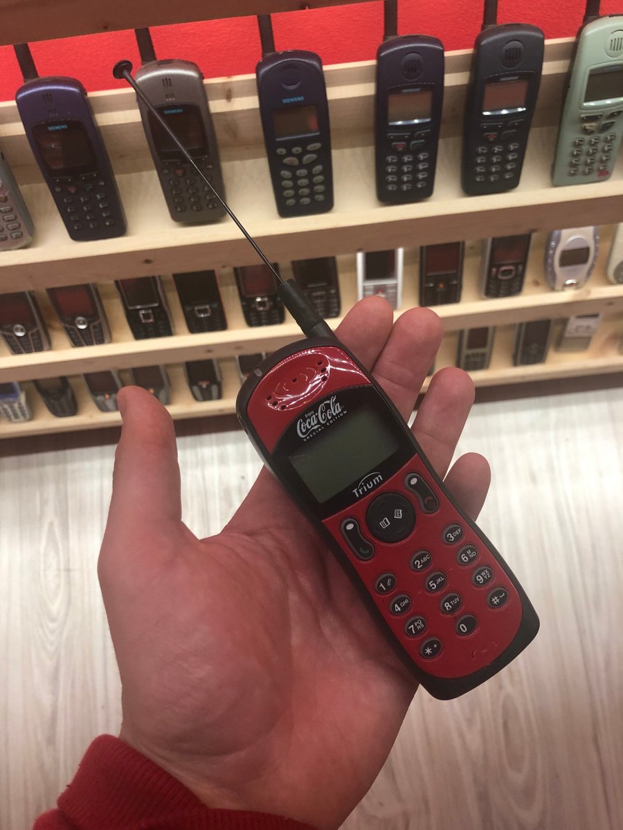 Mobile Phone Museum tweet media