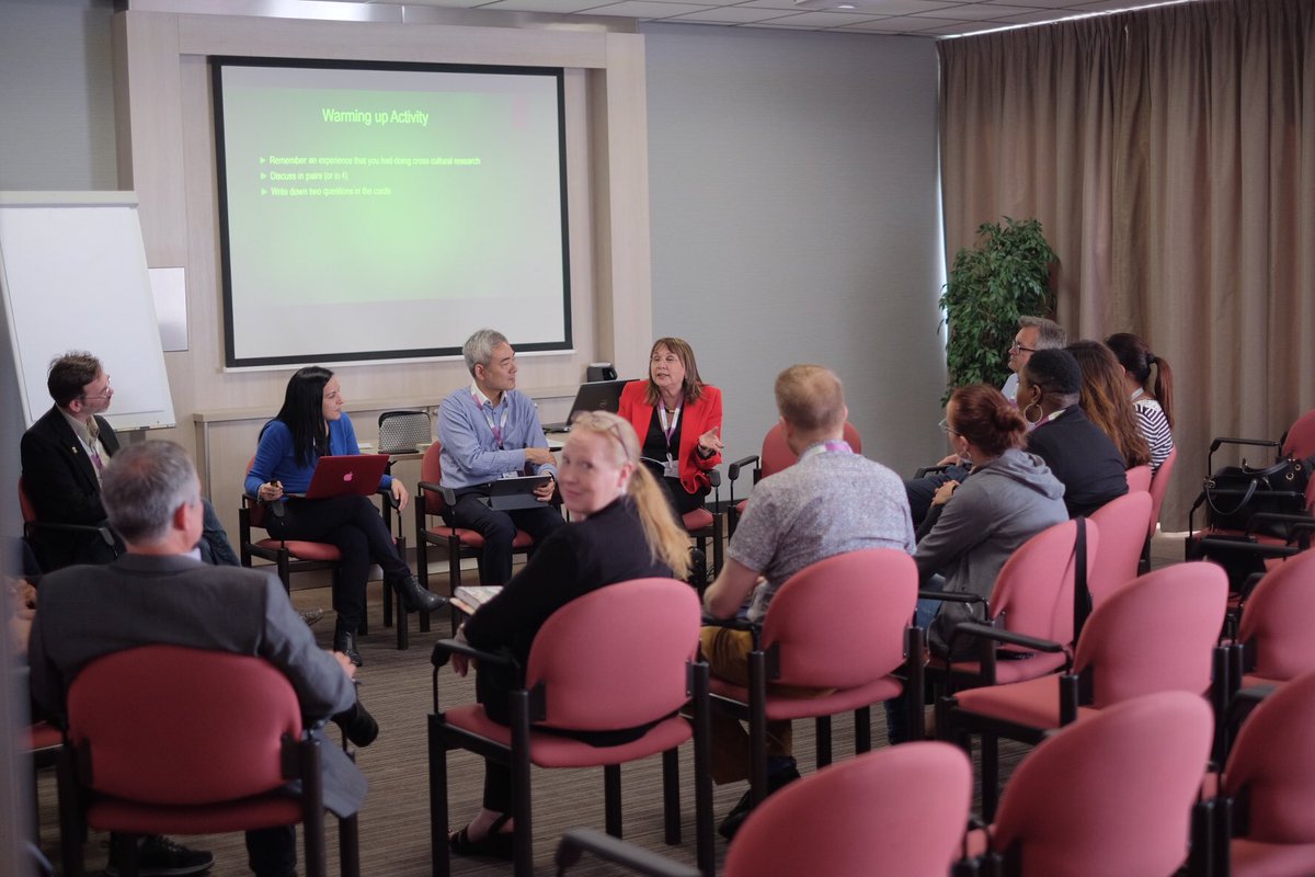 BartElswijk's tweet photo. so many brainstorm sessions 😳#sdt2019 #braintsunami https://t.co/VdtN4qDhDs