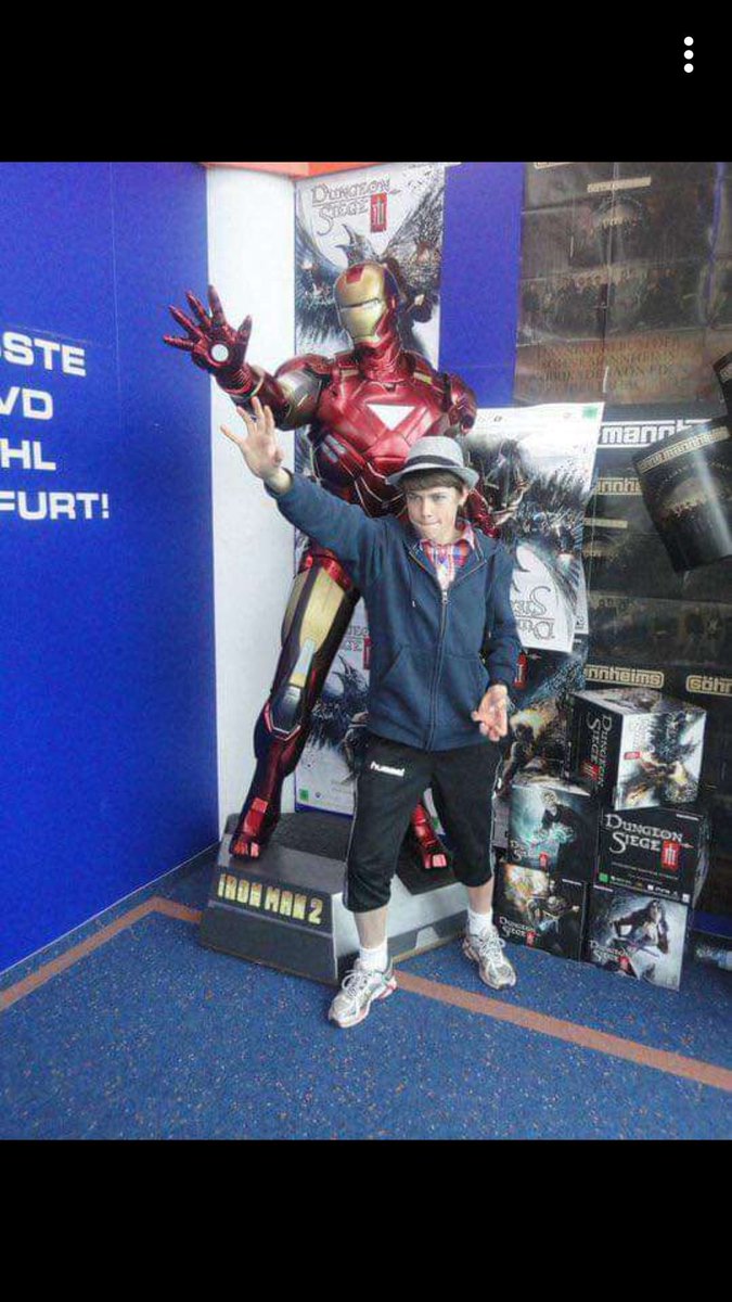 Elli: Út fyrir endimörk alheimsins.
🤾‍♂️ #ellilandslys #olisdeildin #handbolti