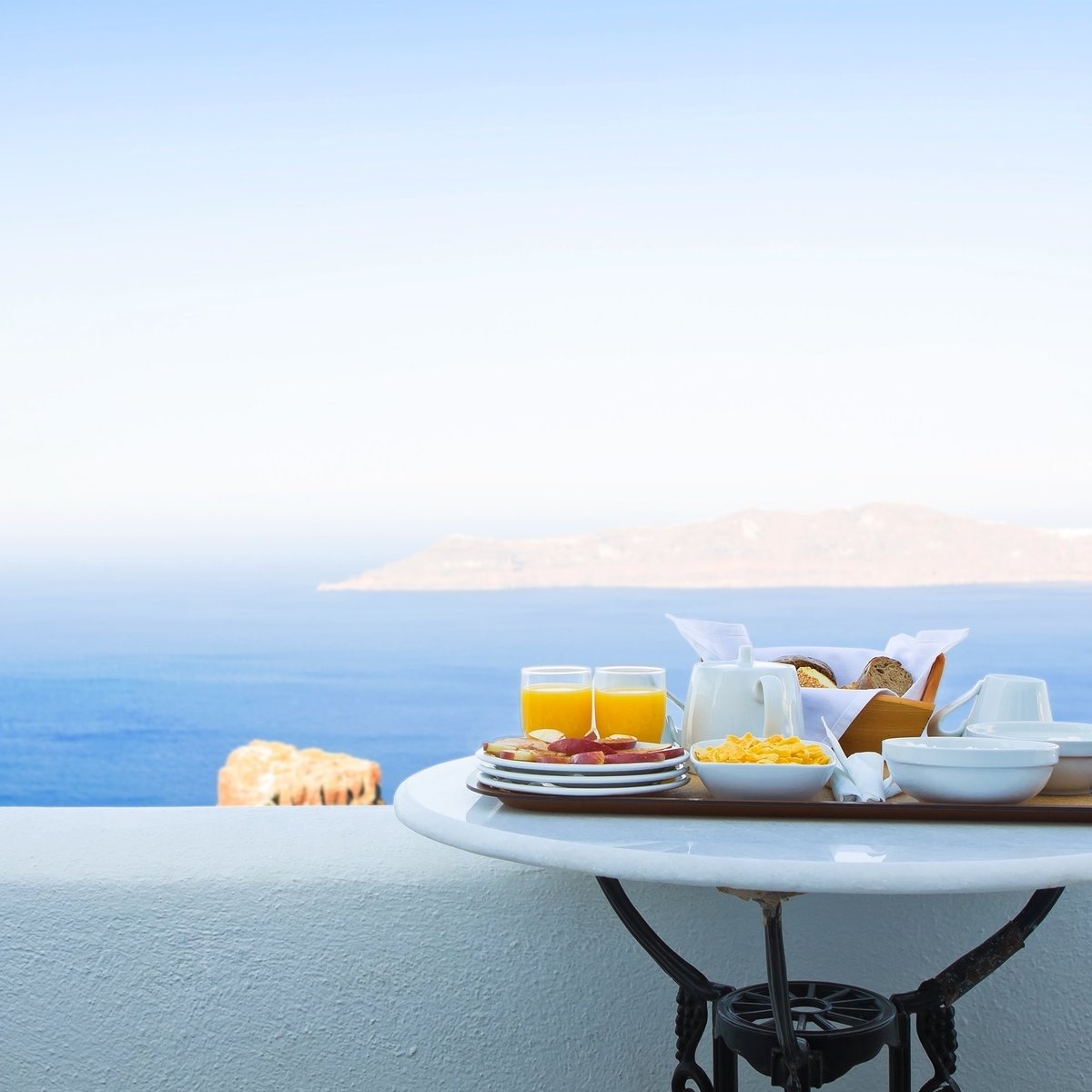MetroHostels's tweet photo. Fantastic view, Fantastic view, Fantastic accommodation....Buuuut☝️how do you get around? 🤔🤷

That's why MetroHostels is preemptive and practical.

#Dosignup #Metrohostels #Getaround https://t.co/XBgHboNnOq