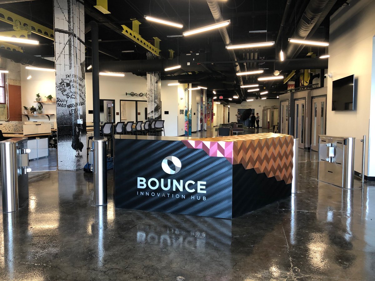 HasenstabArch's tweet photo. What a turnout for the grand opening of the @Bounce_Hub! Congratulations to all of our team members who helped make this project a success - @Bounce_Hub @AkronOhioMayor @WeltyBuildingCo @HazelTreeAkron #ptaengineering #coworking #makerspace #Generator
https://t.co/SlQAesNzt0 https://t.co/q8Jhb5J2V4