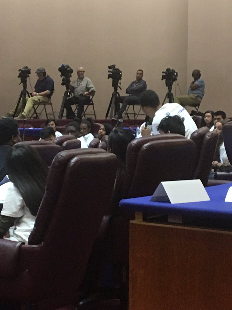 EmmaKornfeld's tweet photo. @ChiPubSchools students leading NOW at #NextGenCityCouncil. Shout-out to all the @CPSCivicLife #ParticipateCivics students and teachers for your important work. Thank you to @chicityclerk for your partnership! https://t.co/AcXkcSFI7u