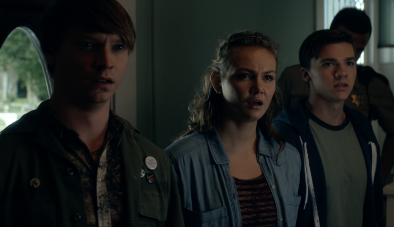 AssimilateFilm's tweet photo. Catch @calumworthy @andimatichak @joel_courtney in '@AssimilateFilm' Hitting theatres tomorrow! https://t.co/naSylKGTfg #AssimilateFilm #horrorfilms #leavewhileyoucan https://t.co/Y4LBcthtFm