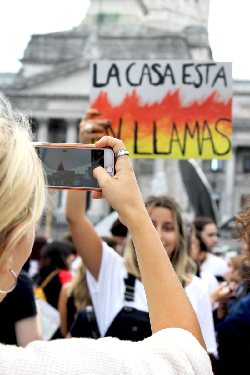 guadadelvalle's tweet photo. #FRIDAYSFORFUTURE 🌎 Mañana hay una nueva movilización mundial de los jóvenes por la crisis climática. ¿Dónde? En el Congreso de la Nación. ¿A qué hora? 17 HS. ¿Qué números se manejan al momento? 121 países + 1.658 ciudades. Toda la info acá 👉 https://t.co/SBoHK31RQX https://t.co/pUa40ukYeY