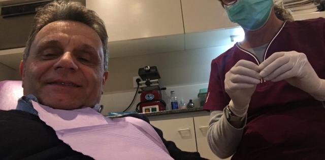 GustavoPulti's tweet photo. Hoy tocó dentista. Gracias Florencia: rápido y sin dolor. ¡Re bien ! 🙌 https://t.co/N3SqYDFqSU