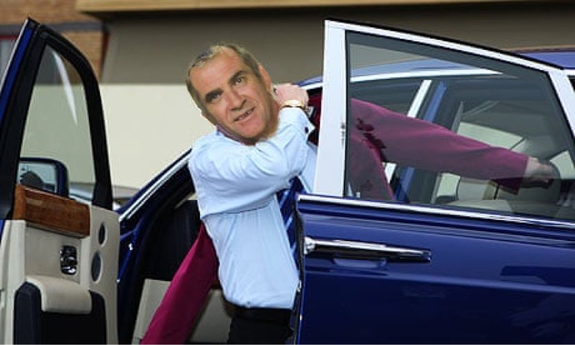 americanhammer3's tweet photo. Gary is getting ready for Story Time tonight. Are you??? Tune in around 9pm EST to https://t.co/G4EiperIXp #westham #coyi #whtid #foreverblowingbubbles #claretandblue #charlestonsc #americanhammerstv #holycityhammers @HCHammers https://t.co/0kf1PquaEs