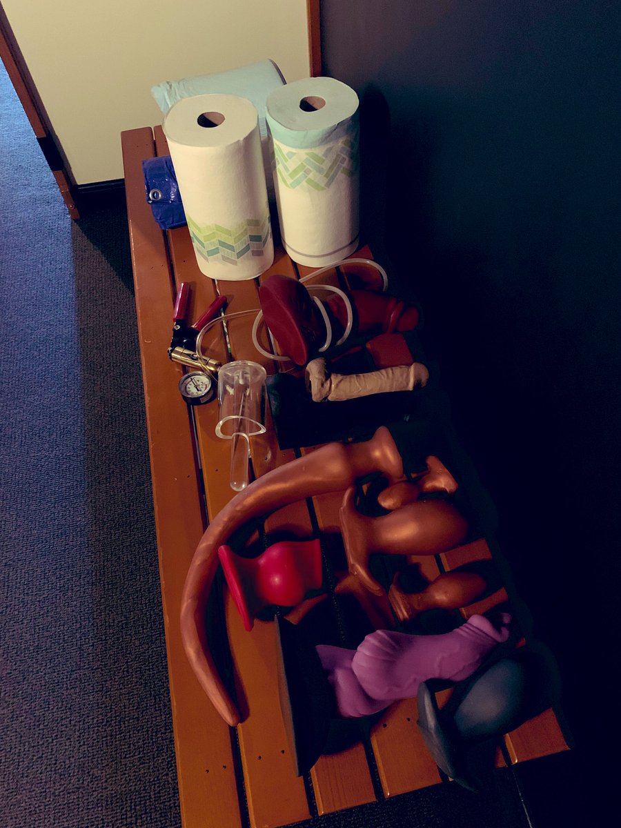 cutechitownboy's tweet photo. All the important stuff is unpacked... https://t.co/YE1BNxXlcm