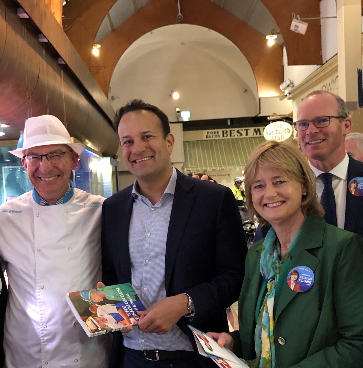 DeirdreCluneMEP's tweet photo. Thrilled to have both @LeoVaradkar &amp; @simoncoveney with me in Cork for our last full day canvassing! I’ve had such incredible support from @FineGael, family &amp; friends over the last number of weeks, for which I’m very grateful! I’m asking for you No.1 vote tomorrow. #EuropeMatters https://t.co/Q5V0tmI4WY
