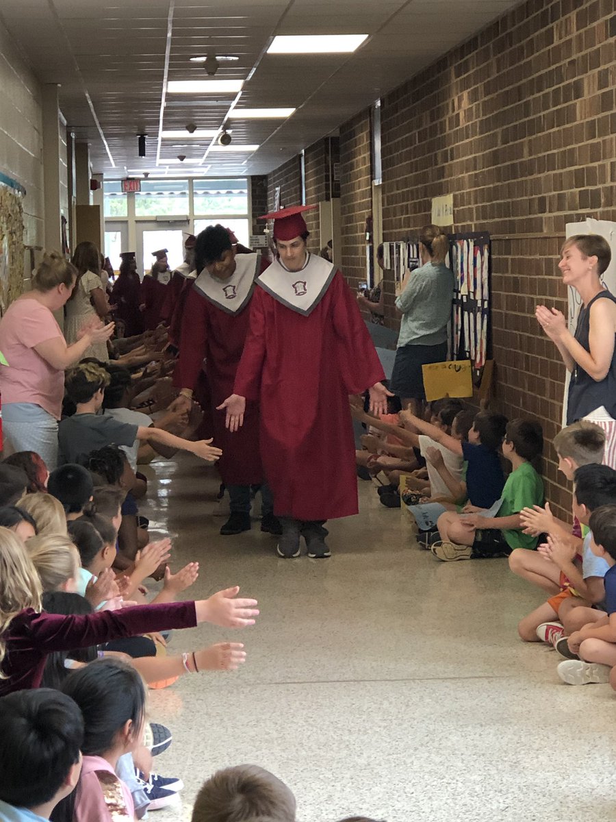 GABChamps's tweet image. Had an awesome time celebrating the Class of 2019 during the @CRHSRedWolves Senior Walk! Once a Cougar, Always a Cougar! From the @GABChamps, we wish you all the best! #ChampLife