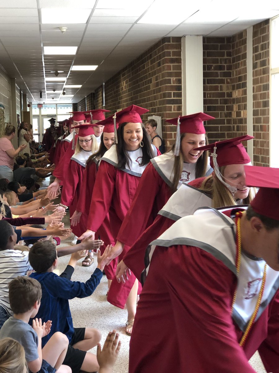 GABChamps's tweet image. Had an awesome time celebrating the Class of 2019 during the @CRHSRedWolves Senior Walk! Once a Cougar, Always a Cougar! From the @GABChamps, we wish you all the best! #ChampLife
