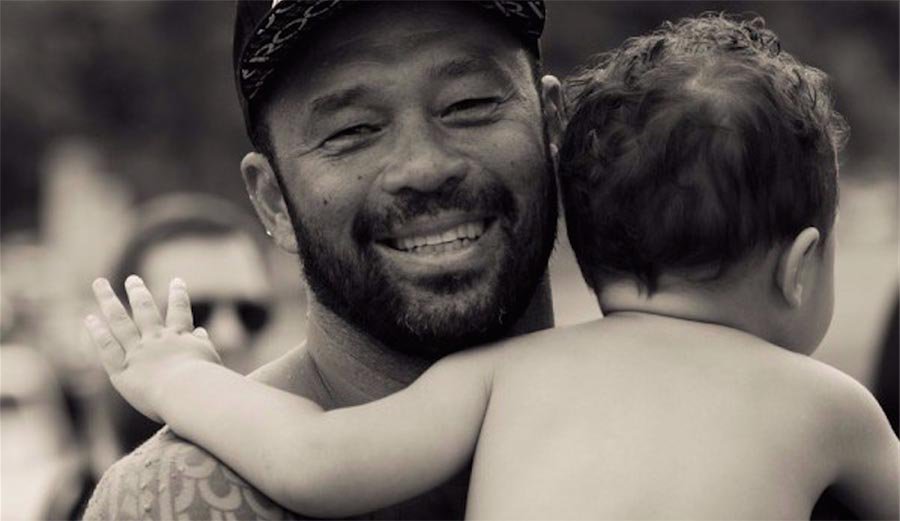 surfingnews's tweet photo. Sunny Garcia Is Headed Into Surgery, Family Says https://t.co/Ga0Q9dW0p3 https://t.co/IZh9wyIYpz