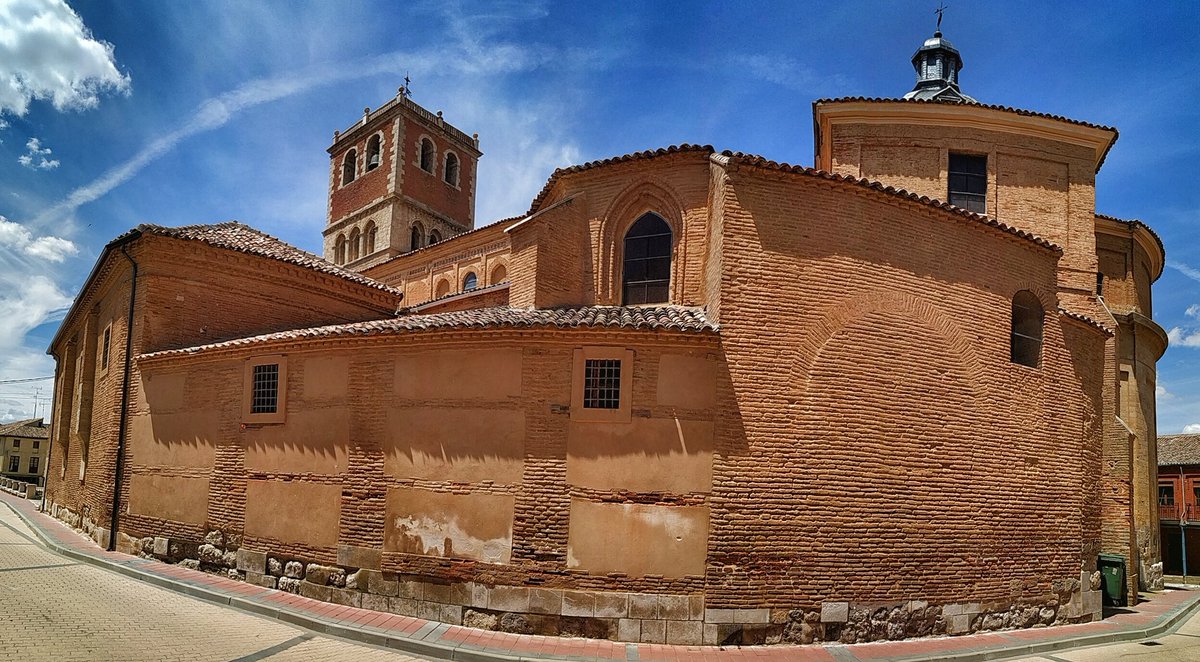 CyLEsVida's tweet photo. Iglesia de San Miguel de Villalón de Campos #Valladolid 
📷 @deperezmar  
https://t.co/vwa8aWrsxZ