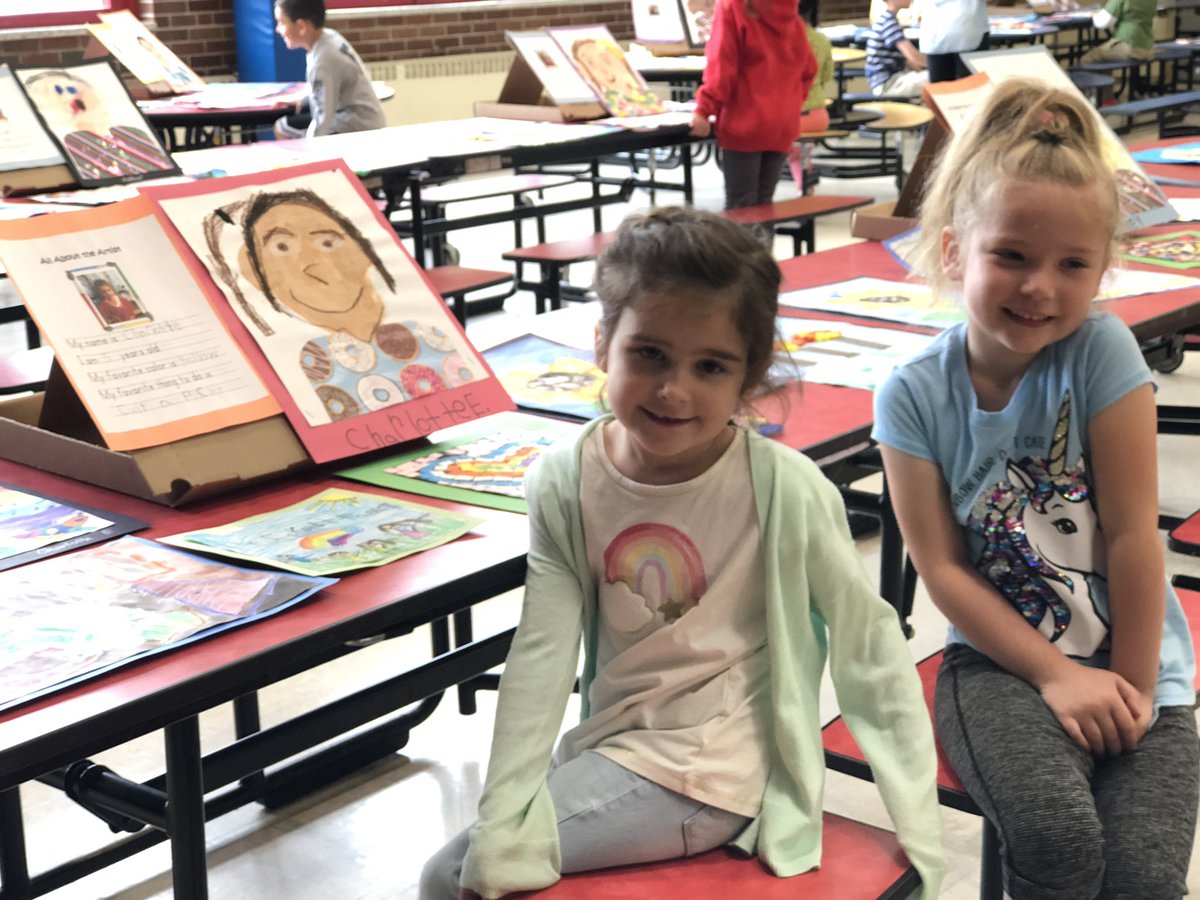 WOSnews's tweet photo. The cafeteria was transformed into an art gallery this morning as @msgrillo1’s class proudly displayed an assortment of beautiful art created with @wos_artroom. 🎨🖍✂️ https://t.co/t8AydcSuKX
