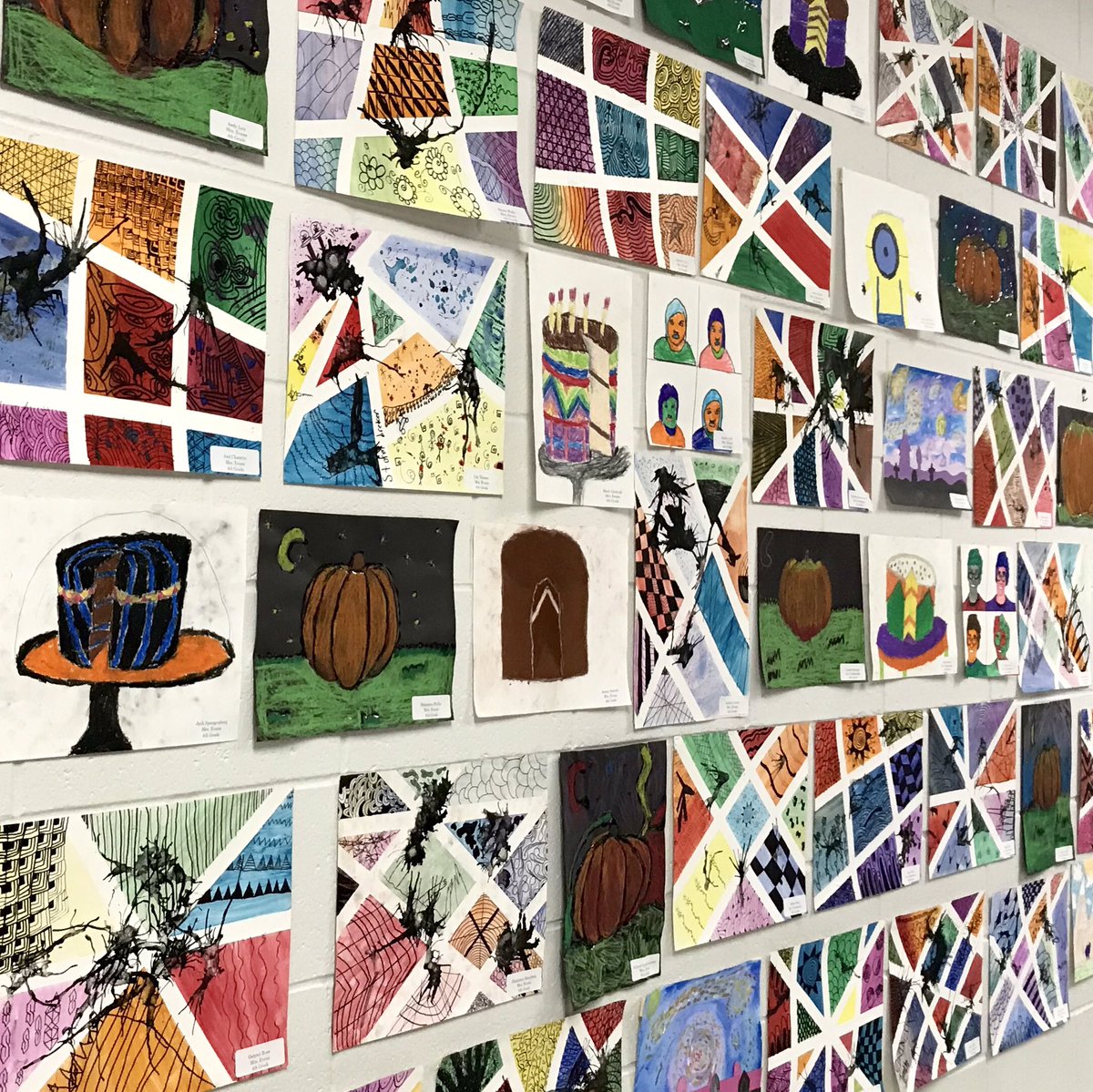 MonaLisaLvsHeah's tweet photo. Congratulations to @art_with_fowler and all of her super talented students on a vibrant art show at the #MemUpton Specialists Night for grades 2, 3, & 4! Brava! The halls are alive with color and eager viewers 🎨🖼 #mursd #MursdVisualArt
#WickedSmARTShows https://t.co/DSzQK4odWJ