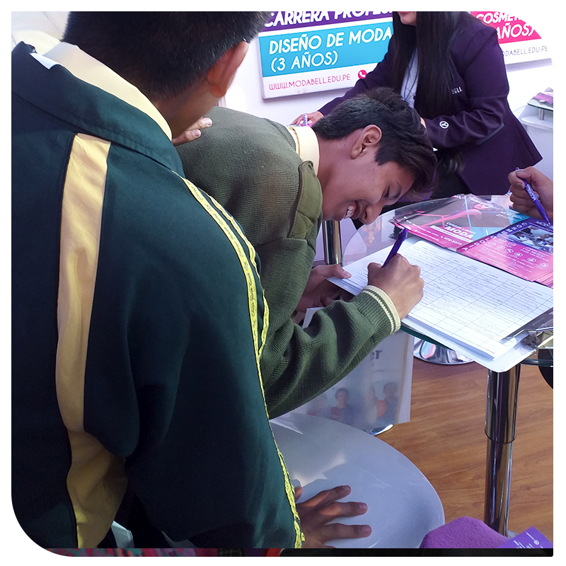 imodabell's tweet photo. Estamos en #Expopostulante🎈
Agradecemos a todos los alumnos que estuvieron compartiendo con nosotros ✨
¡No te olvides! que estaremos hasta el viernes 24 de mayo en
el Parque Zonal Huiracocha en SJL. Ven y conoce de cerca el mundo de la moda y belleza!
#Modabell https://t.co/6DtKIhKuqZ