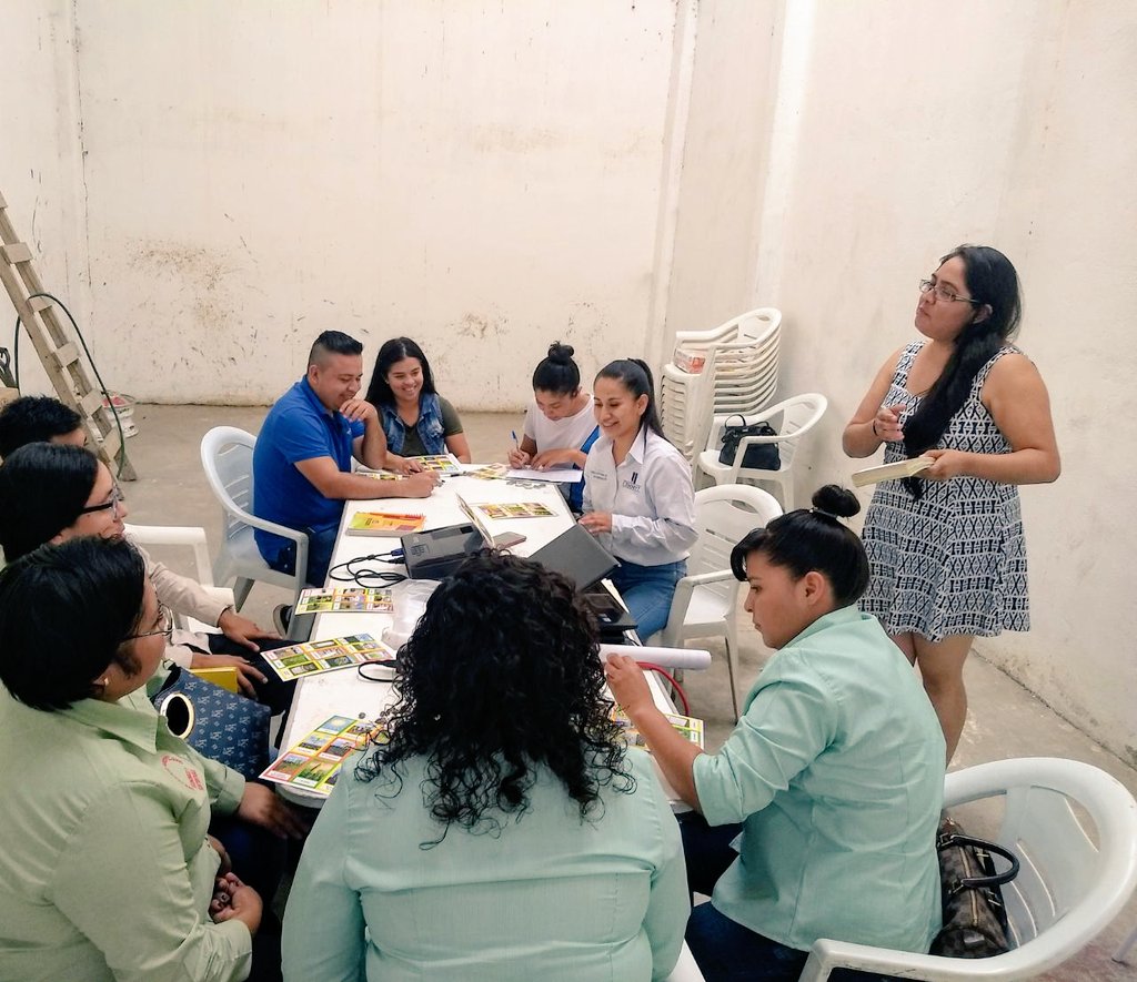 AnaCIMMYT's tweet photo. Taller de "Detección de Necesidades de Capacitación (DNC)"con técnicos del H. Ayuntamiento de Tlaltizapan, Mor., con el objetivo de identificar la brecha de oportunidades de capacitación.
#AlianzasSustentables #CIMMYTporMexico #HubPCTO #CIMMYT  #MasAgro @vmva1950 @SedagroMorelos https://t.co/6bpcQDax2f