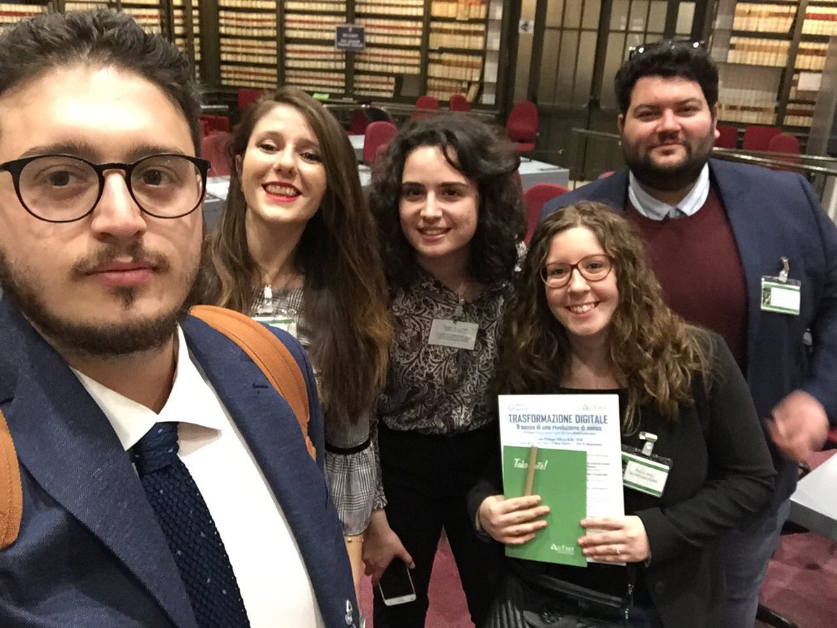 NicolaMazzara92's tweet photo. E da @Montecitorio è tutto 

#retailtransformation https://t.co/4nnz1UGxT8