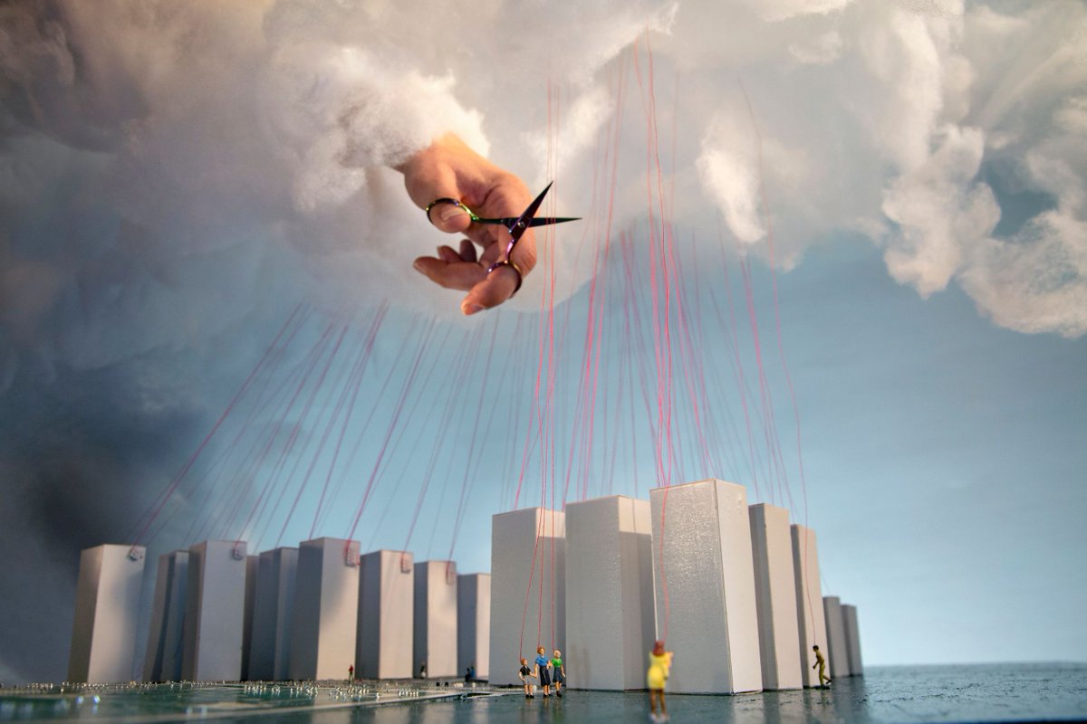 De Simmerdeis jeugdvoorstelling tip ➡️ Blinde Vlek (12+)

De technologische vooruitgang dendert voort. Kun jij het bijhouden? 

za 29 juni: 15.00 en 20.00 uur

simmerdeis.nl/programma/blin…