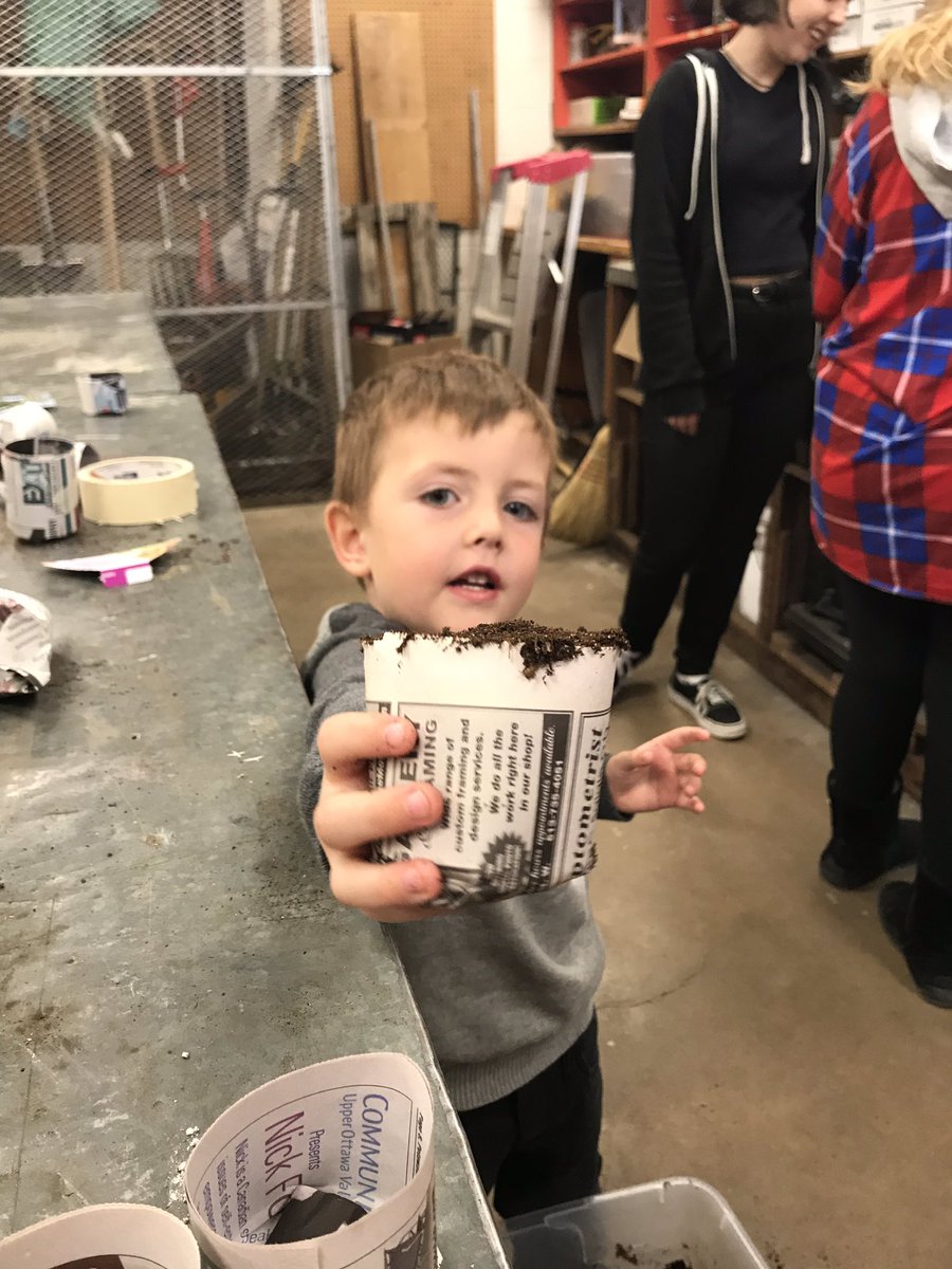 FellowesHighSch's tweet photo. Today we welcome Kinders from @HighviewPS to take the #SeedToSmile tour of our Hospitality programs! #lotsofsmiles #collaboration @RCDSB https://t.co/rvQsht3XN2