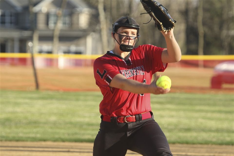 LvilleSchool's tweet photo. Learn about Lindsay Kucker ’19, co-captain of the girls’ varsity softball team, through her #BigRedProfile https://t.co/m5mI4YJOnU https://t.co/kevZKd4O99