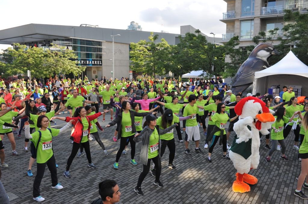 sweatin4science's tweet photo. The #sciencefairfunrun isn't just for adults - Join us for a morning of fun for the whole family! #bcsciencefairs @STEMCELLTech https://t.co/kLBCU8k43V https://t.co/cqGnLmaZ9S