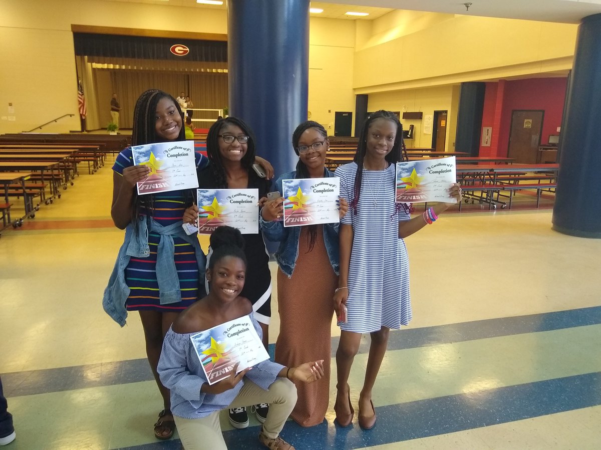 GMHSPats's tweet photo. A few pictures from the GMS 8th Grade Crossover Ceremony yesterday. Check out our website and Facebook page for more pictures! https://t.co/efnIhBub8s