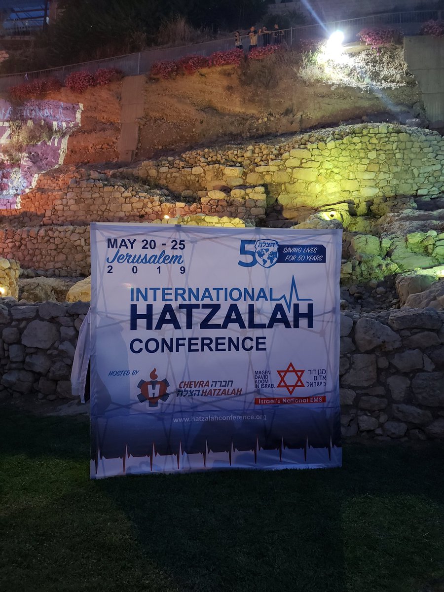 ChaskelBennett's tweet image. Closing ceremony: International Hatzoloh Conference in Jerusalem with the participation of over 30 Hatzoloh Organizations/cities from across the globe celebrating the 50th Anniversary of the establishment of Hatzoloh. #SavingLivesfor50Years #Hatzoloh50