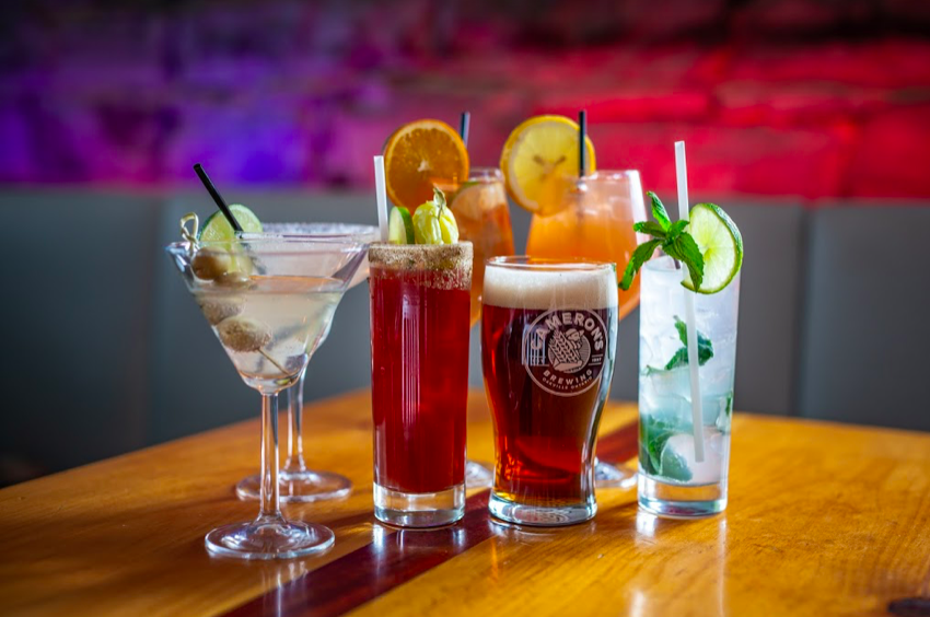 We have a little something for everyone here at Dianne's.
.
.
#BDHG #ygkeats #yumgk #ygklove #ygkfood #queensu #proudtobeSLC #kingstonON #downtownkingston #visitkingston #freshmadedaily #kingstoncanada #teamygk #supportlocal