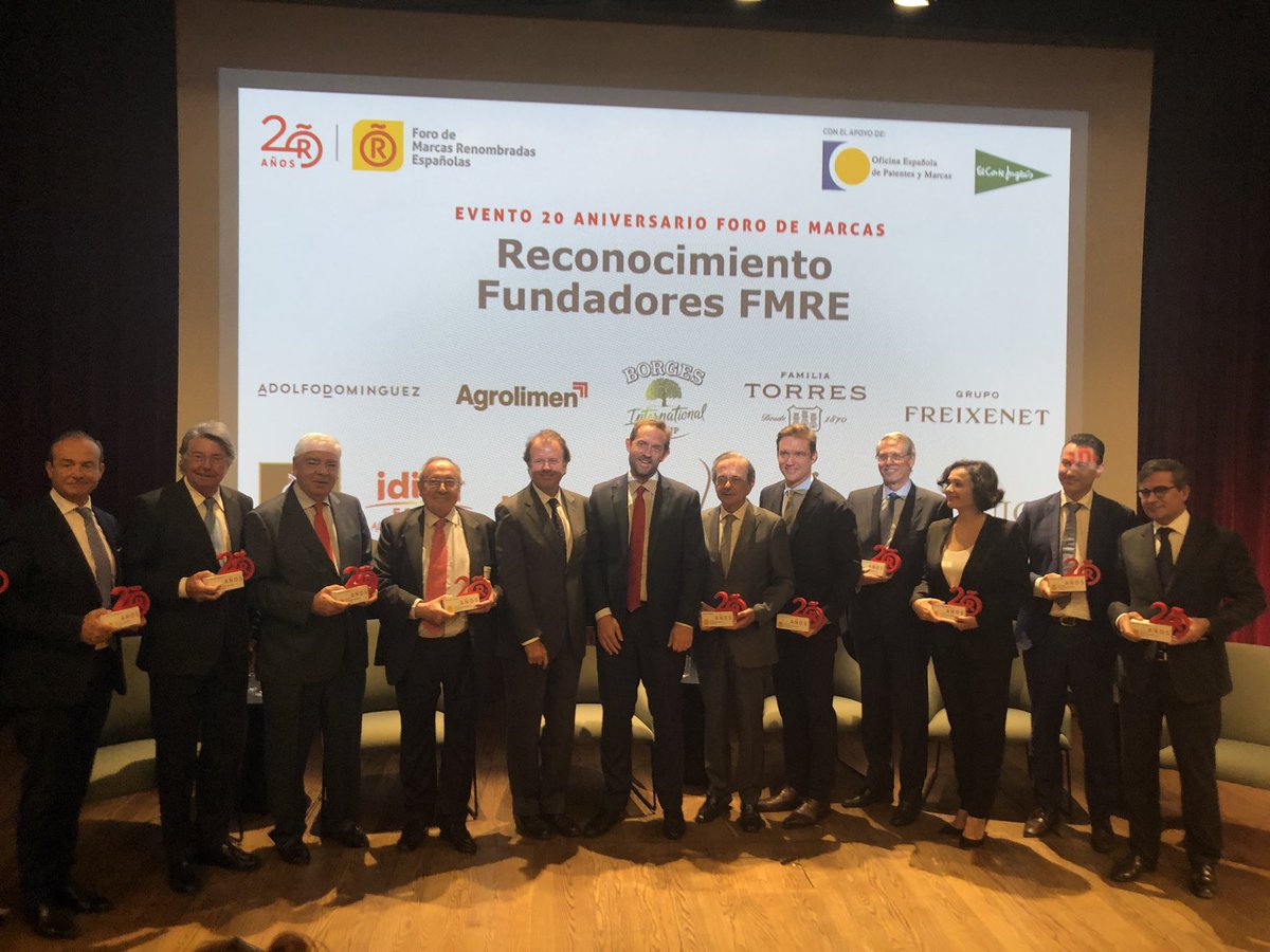 AlvaGuillen's tweet photo. #20añosFMRE un ejemplo de marca España @BrandsofSpain representando la imagen pais a través de las 100 marcas españolas más internacionalizadas. https://t.co/U3TFjy03jx