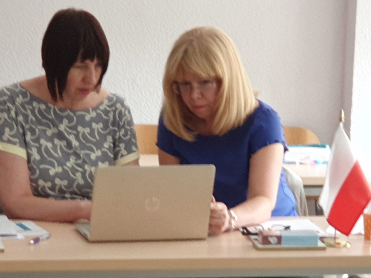 KaunoPkc's tweet photo. @sharetrainKA2 working session:  presentation of Polish digital magazine, guest from local press, summary of project and ideas for future. @sharetrainrzpwe @ISFECAquitaine @cfievalladolid https://t.co/F4uOvDEctl