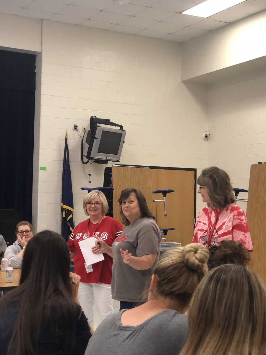 smith_station's tweet photo. Congrats Ms Clayton for spending the last 30 years with @SpotsySchools 🎉#ssesSharks https://t.co/6Q2XeH2FId