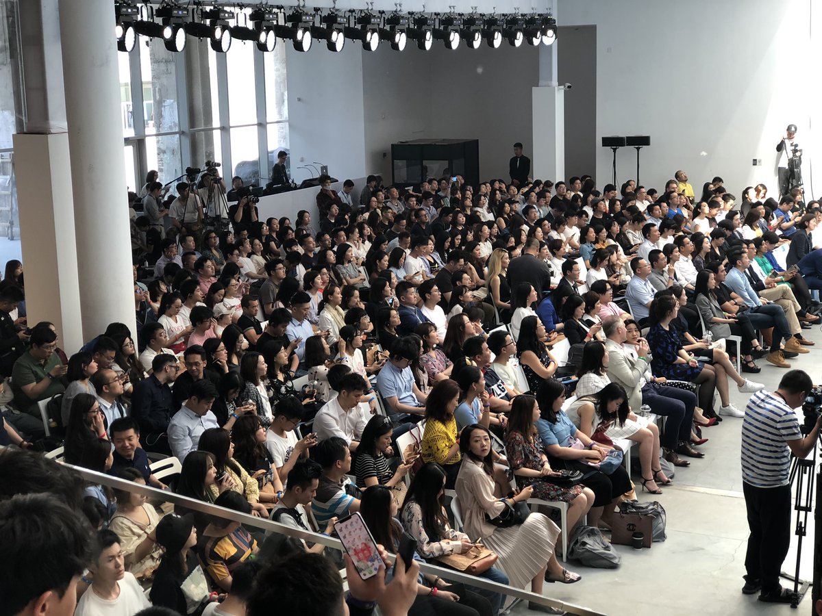 bluealan's tweet photo. Beautiful #TwitterforMarketers event we did in Beijing today. Really proud of how far we have come. #OneTeam #LoveTwitter https://t.co/3zBieN4yn9