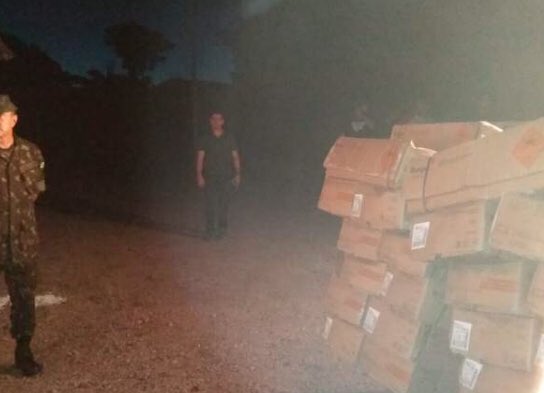 gen_jeleal's tweet photo. Em mais uma operação de fiscalização de produtos controlados, com apoio da Polícia Civil de RO, foram apreendidos 2,5 Ton de explosivos e outros materiais irregulares. 02 detidos. E outras missões continuam... Selva.
https://t.co/qvgCfGjCyG https://t.co/a4svfaTpx9