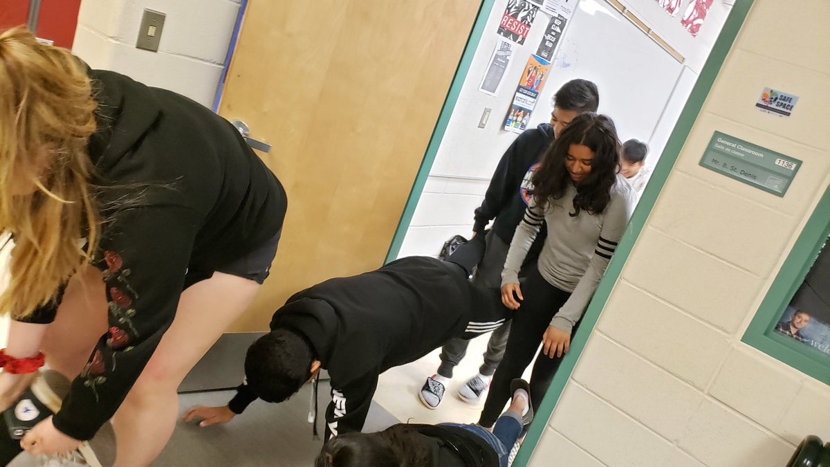 Stdenis_ed's tweet image. Daily physical activity increases the ability to learn! @EcoleMcTavish @FMPSD @MrSmith_APPLE @APPLESchools #DPA #activedaily