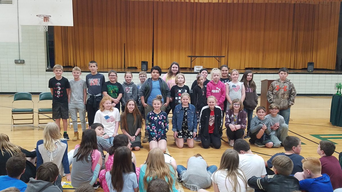 madisonplainsk6 More awards day pics... <a href="/Mr_Eisler/">Chad Eisler</a> @picktownchipz