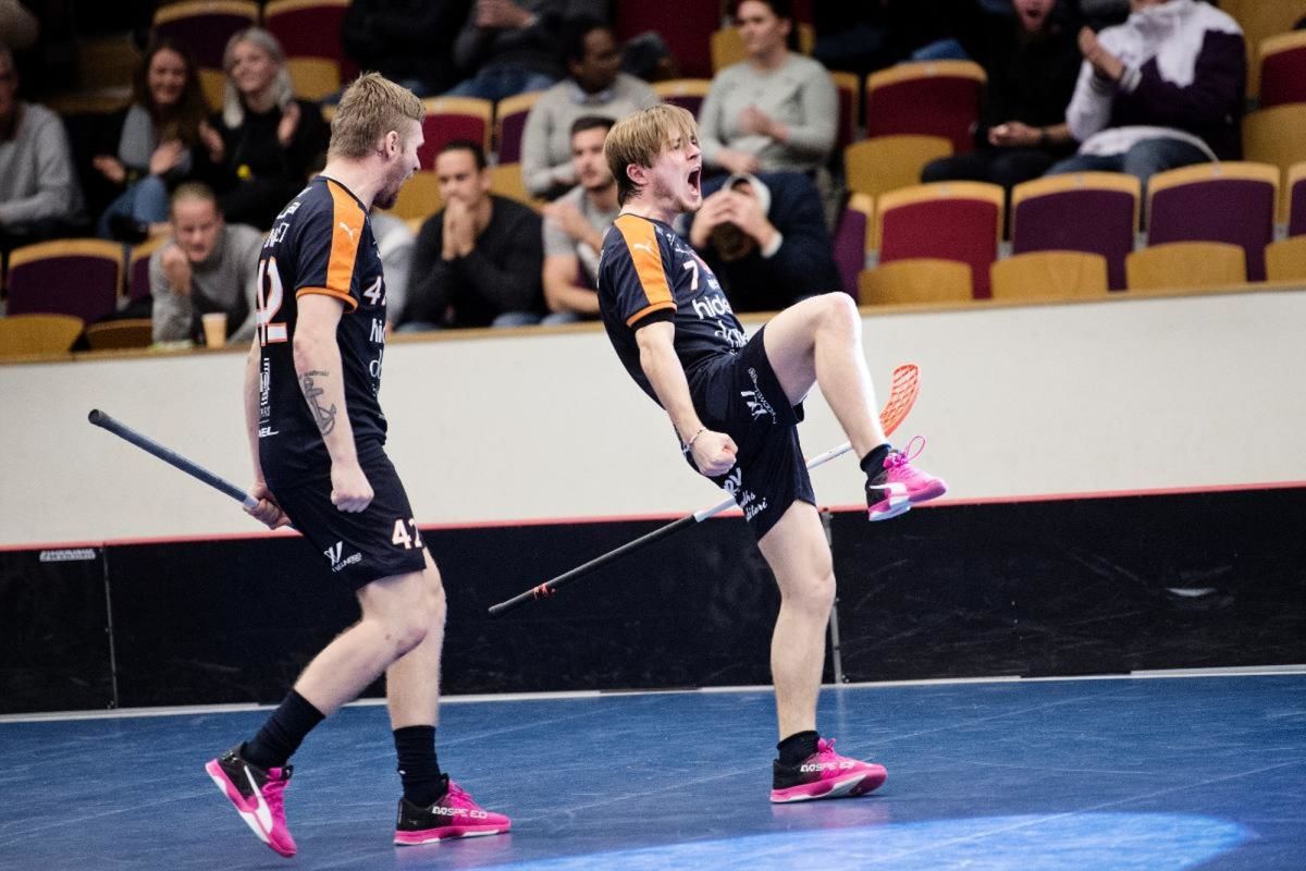 JonkopingsPost's tweet photo. .@Mullsjoais sportchef hyllar Ganeviks kontraktsförlängning: ”Ett supertungt besked som vi är väldigt glada över” 

https://t.co/OtnCPvsFSr https://t.co/WuqME29MWH
