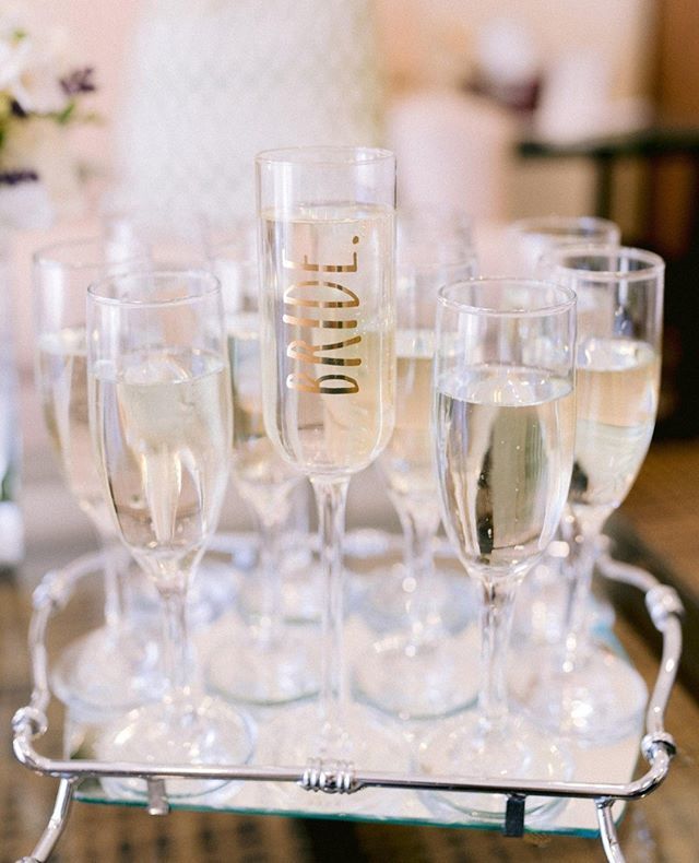 ApolloFoto's tweet image. Bubbly! 🥂⠀
•⠀
•⠀
•⠀
•⠀
•⠀
#champagne #weddingchampagne #weddingbubbly #bridaltoast #weddingtoast #sanfranciscoweddingphotographers #smpweddings #theknot #bridalpartychampagne⠀ bit.ly/2Qs3L1f