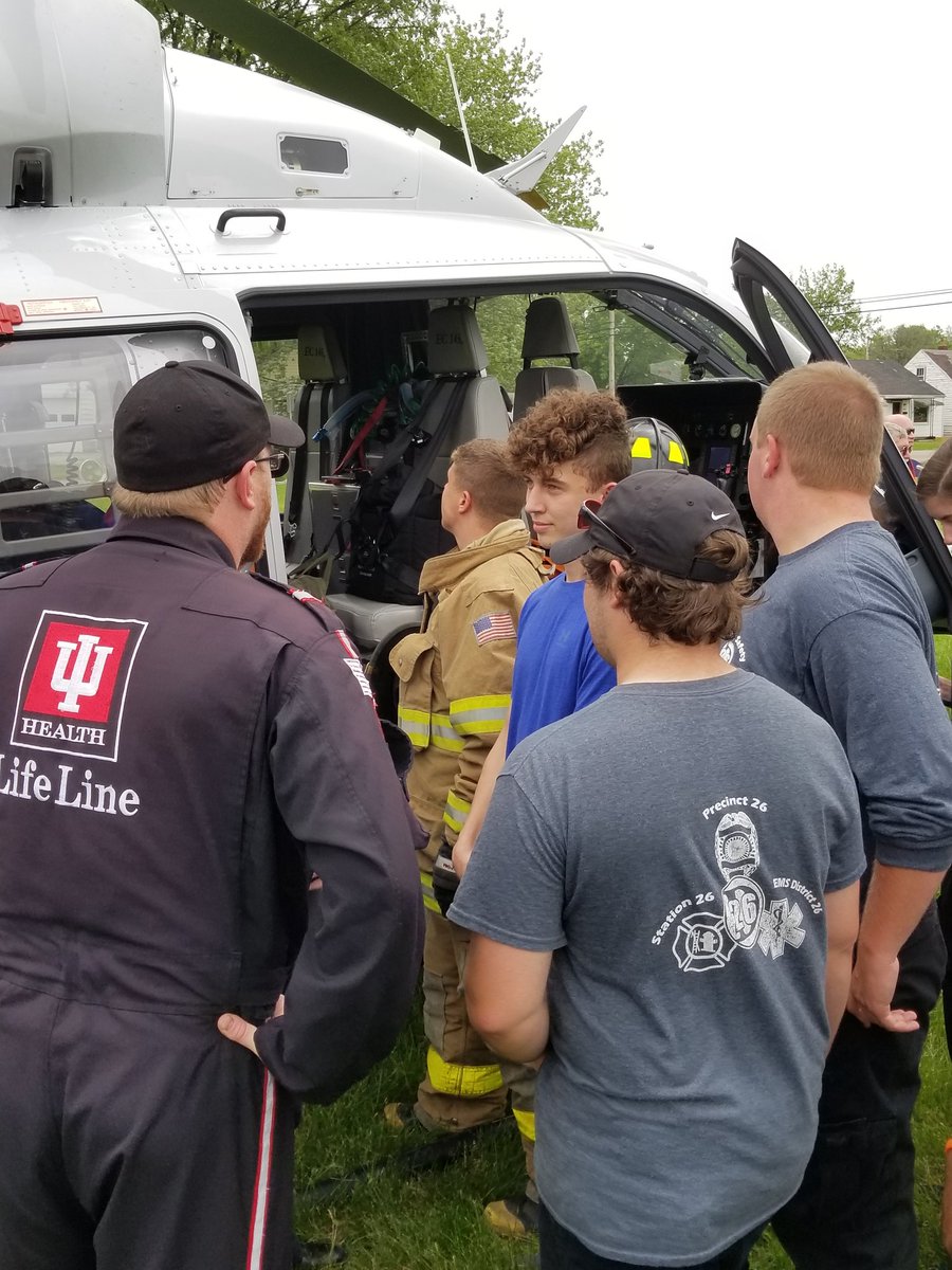 AndCareerCenter's tweet photo. Special thanks to IU Health Lifeline helicopter and ambulance for visiting the Career Center today! Great learning experience for Fire, EMT, CJC, and Health Science students! #amazingexperiences #BelieveinACS https://t.co/EnllKKEknd