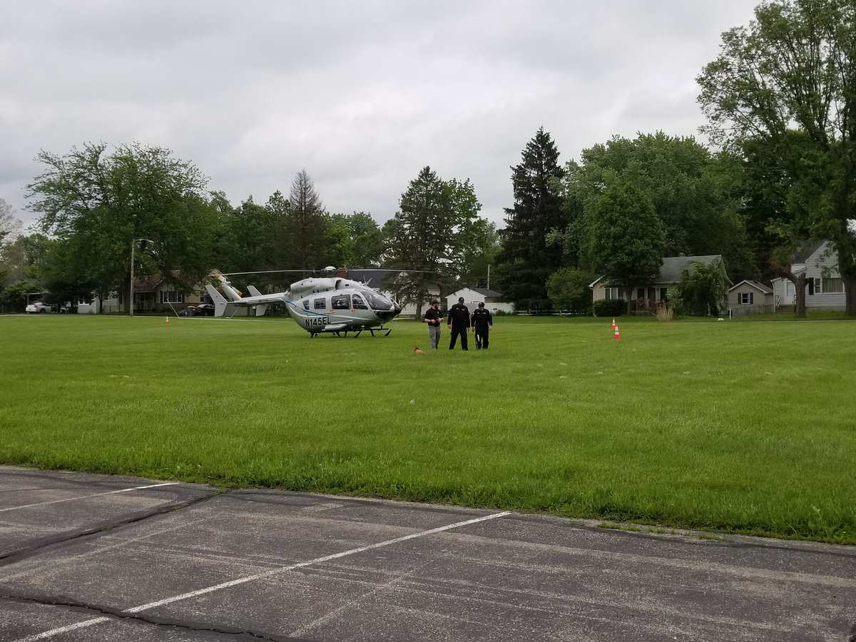 AndCareerCenter's tweet photo. Special thanks to IU Health Lifeline helicopter and ambulance for visiting the Career Center today! Great learning experience for Fire, EMT, CJC, and Health Science students! #amazingexperiences #BelieveinACS https://t.co/EnllKKEknd