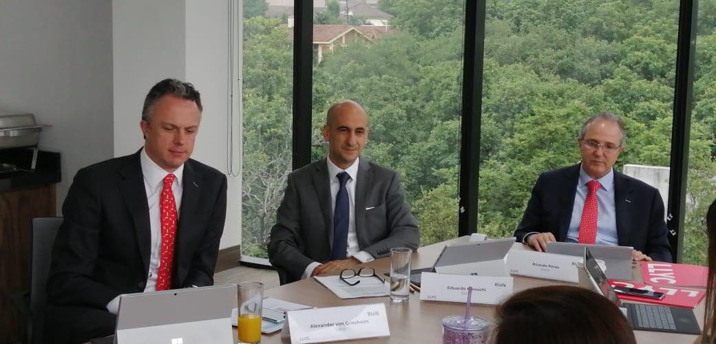 El estado de <a href="/nuevoleon/">El Gobierno de Nuevo León</a> se encuentra solo por debajo de la #CDMX en transacciones de #FusionesyAdquisiciones. De esto y más platicamos Martin Plettner, Eduardo Meouchi  <a href="/perezvas/">Ricardo Perez Vas</a> y yo durante la mesa redonda de <a href="/Rionma_mx/">RIóN M&A</a>, "Perspectivas de M&amp;A en #NuevoLeón en 2019."